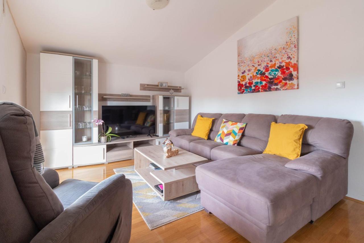 Modern Apartment Sara-Near The Beach Privlaka  Esterno foto