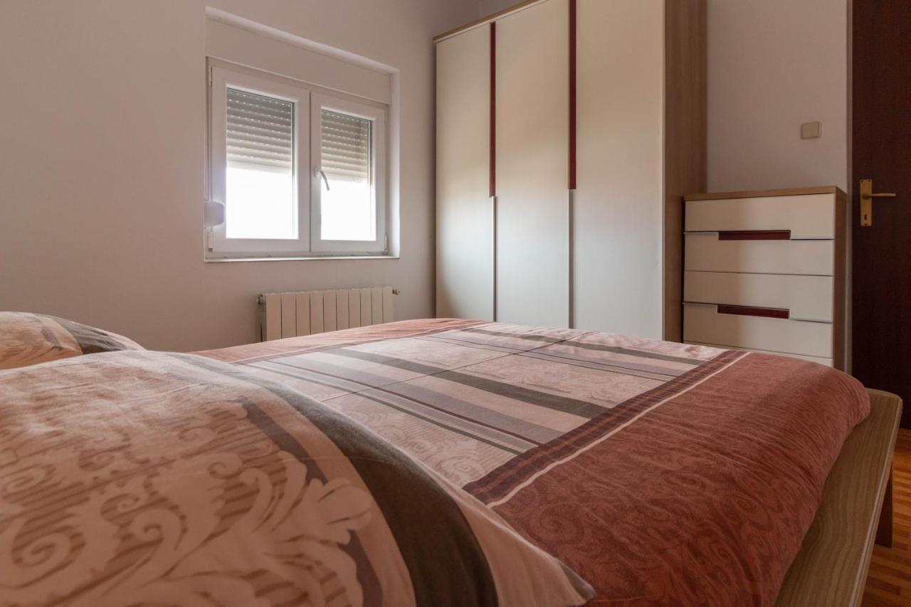 Modern Apartment Sara-Near The Beach Privlaka  Esterno foto
